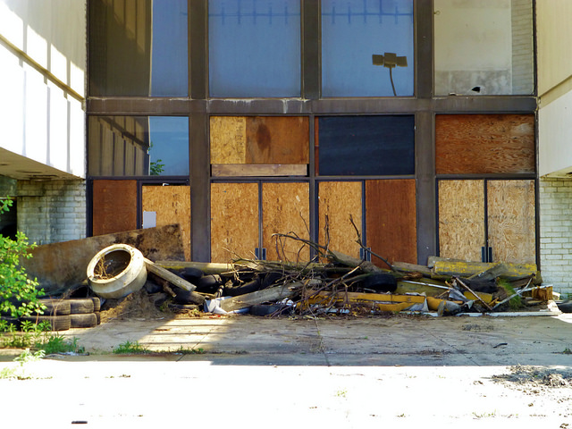 The Randall Park Mall in Ohio was once the world’s largest, with two million square feet. It has ben rotting down since 2009. (Photo by Nicholas Eckhart/Flickr)